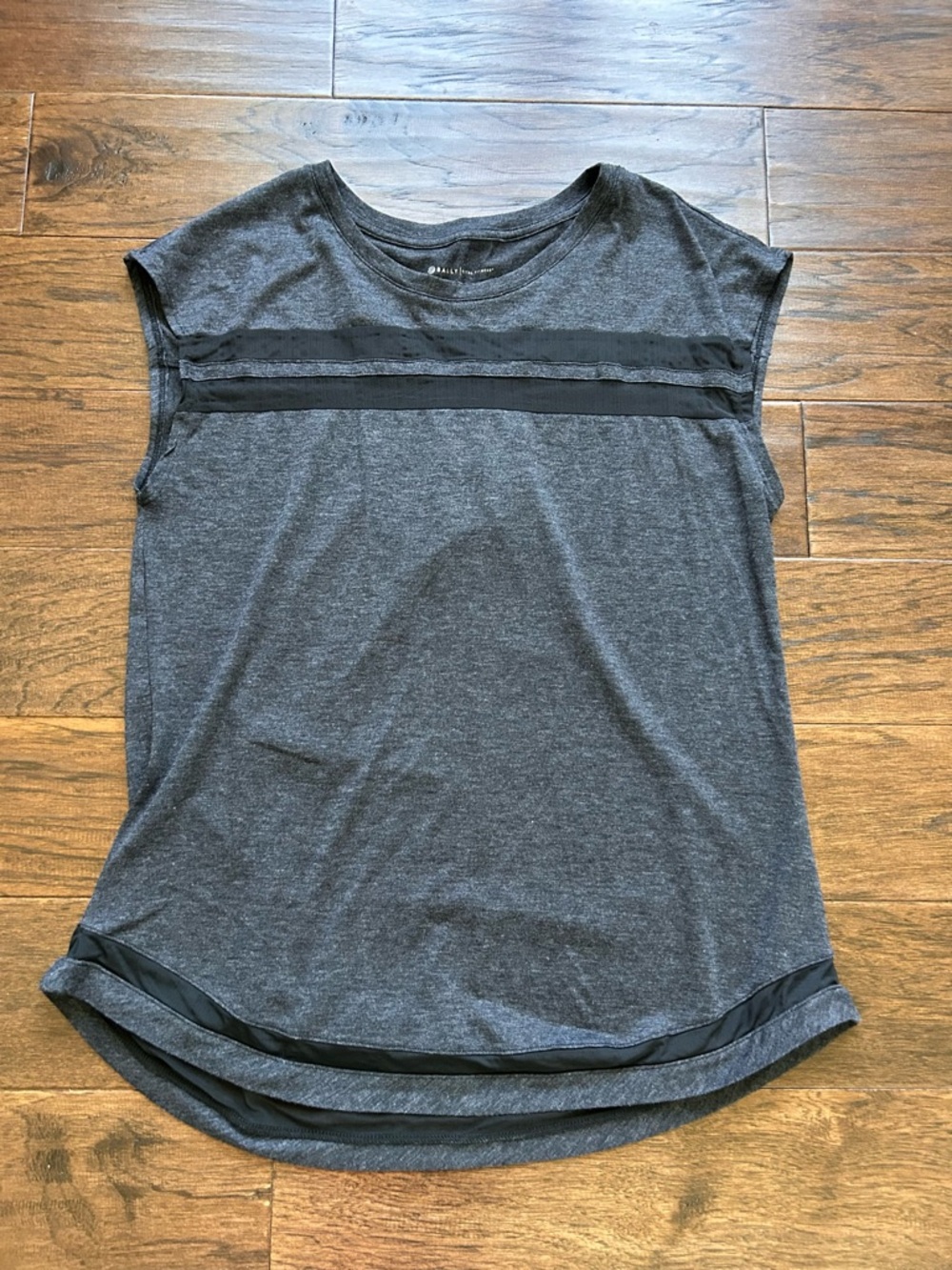 Bally Total Fitness XL sleeveless top - Picture 4 of 6